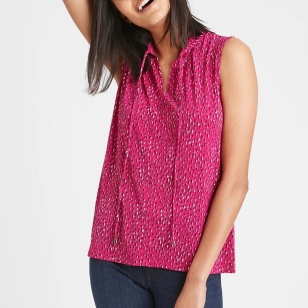 NWT Banana Republic XS Stylish Pink Sleeveless Top